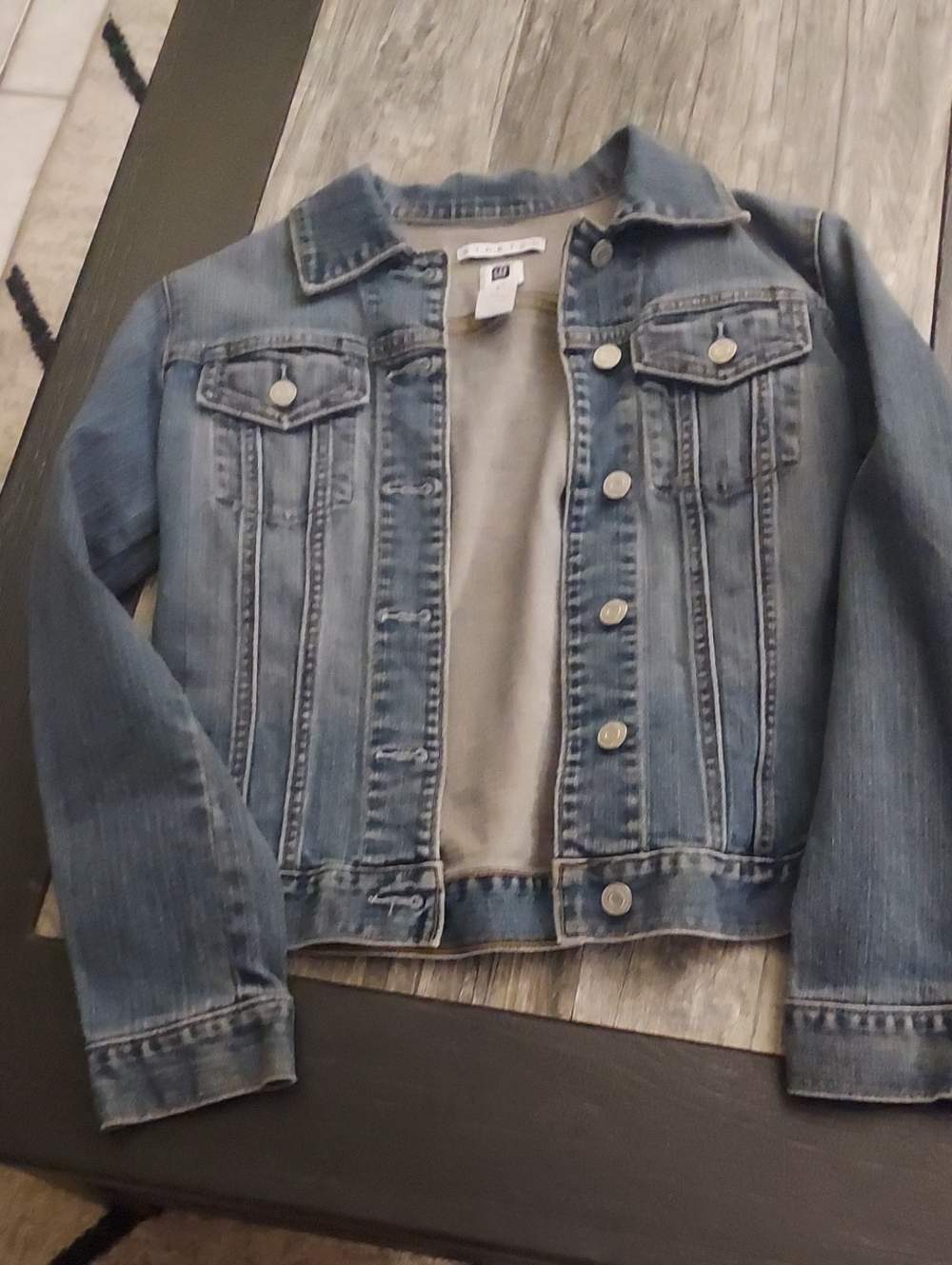 GAP Medium Blue Denim Jean Jacket - Women's NWOT Vintage